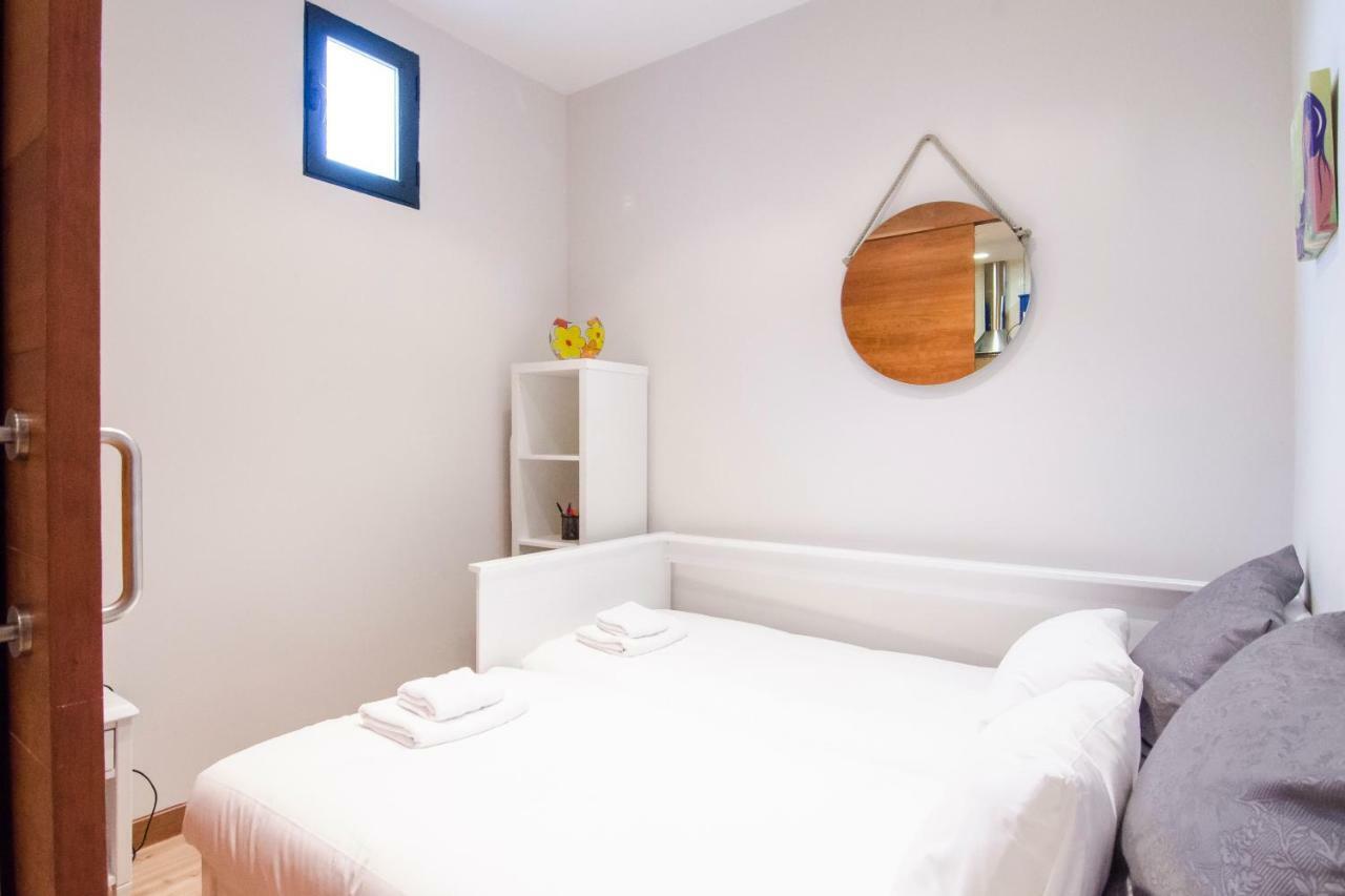 San Vicente Ferrer 22 Apartment Madrid Exterior photo